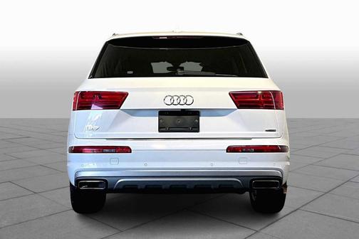 2019 Audi Q7 55 Premium Plus