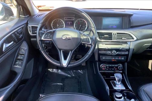 Graphite Shadow 2017 INFINITI QX30 Premium