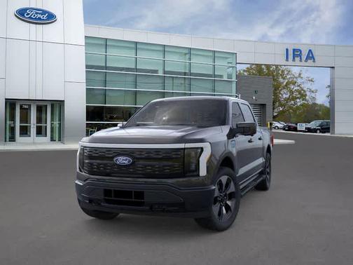 2025 Ford F-150 Lightning Platinum