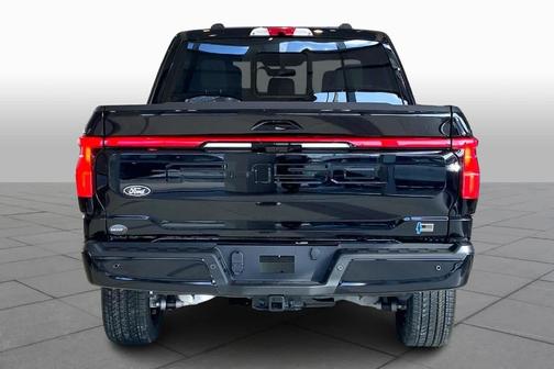 2025 Ford F-150 Lightning Platinum