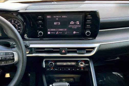 2022 Kia K5 LXS