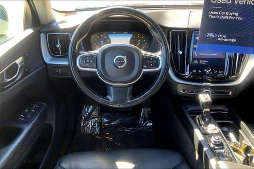 2018 Volvo XC60 T5 Momentum