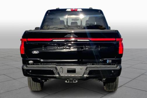 2025 Ford F-150 Lightning Platinum