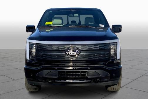 2025 Ford F-150 Lightning Platinum