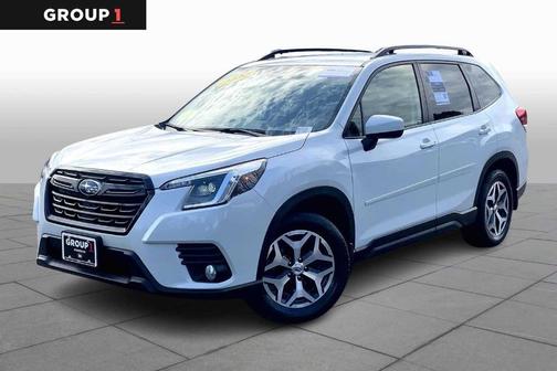 2022 Subaru Forester Premium