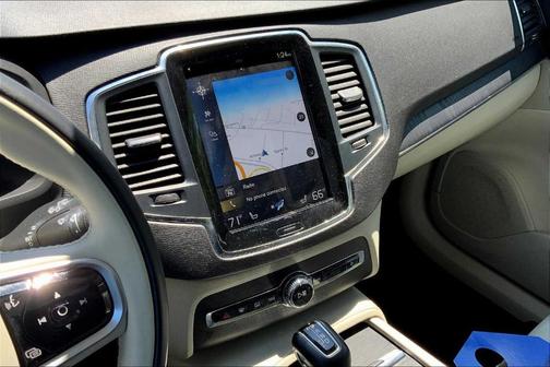 2020 Volvo XC90 T5 Momentum 7 Passenger