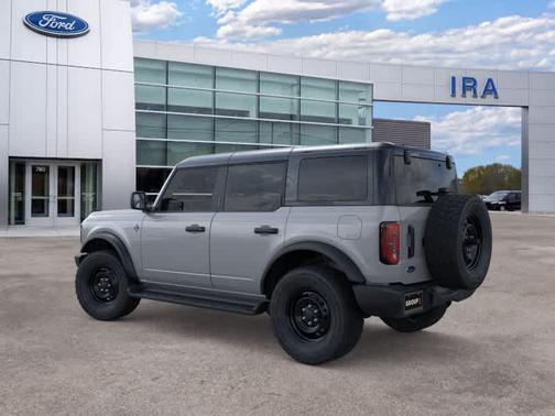 Avalanche Gray 2026 Ford Bronco Outer Banks