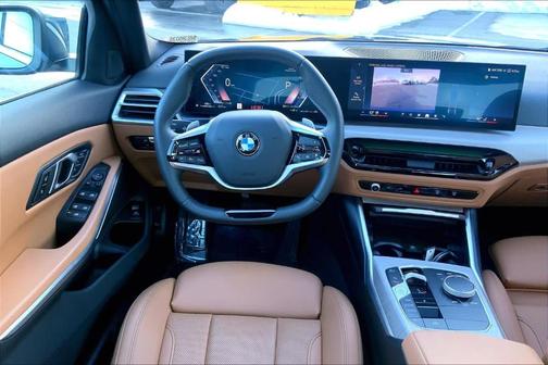 2025 BMW 330 i xDrive
