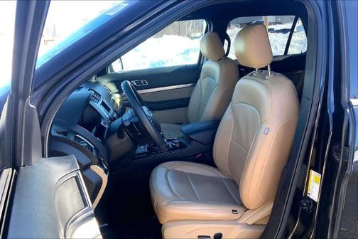 2017 Ford Explorer Base