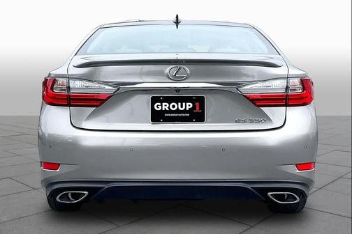 Atomic Silver 2017 Lexus ES 350 Base