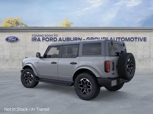 2026 Ford Bronco Outer Banks