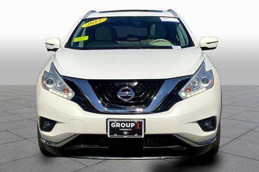 White 2017 Nissan Murano SL