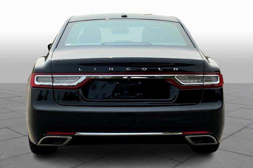 2017 Lincoln Continental Premier
