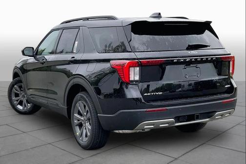 AGATE BLACK METALLIC 2026 Ford Explorer Active