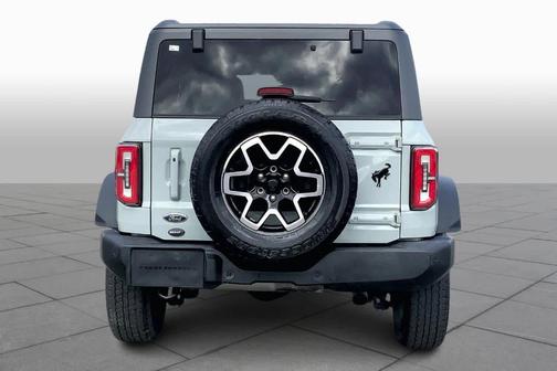 Cactus Green / Gray 2021 Ford Bronco Outer Banks