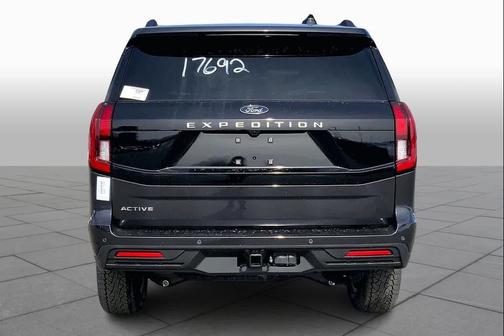 DARK MATTER GRAY METALLIC 2026 Ford Expedition Active