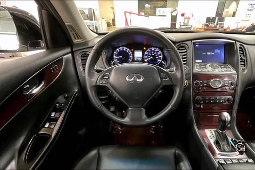 Liquid Platinum 2017 INFINITI QX50 Base