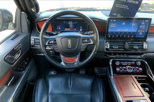 2024 Lincoln Navigator L Premiere