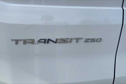 2025 Ford Transit-250 148 WB Medium Roof Cargo