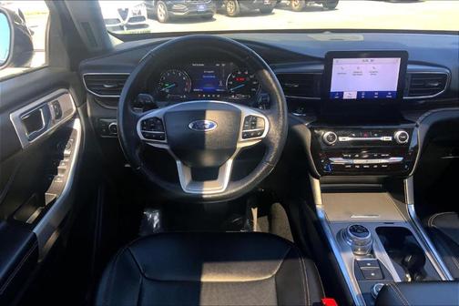 Agate Black 2021 Ford Explorer Limited