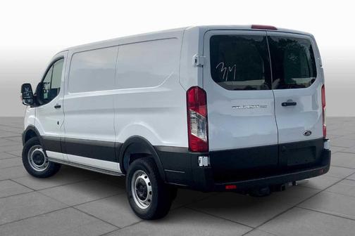 2025 Ford Transit-250 