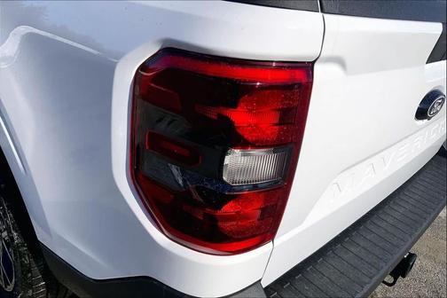 OXFORD WHITE 2026 Ford Maverick XLT
