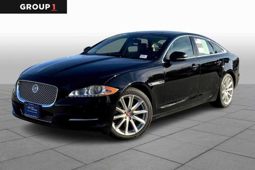 2014 Jaguar XJ Base