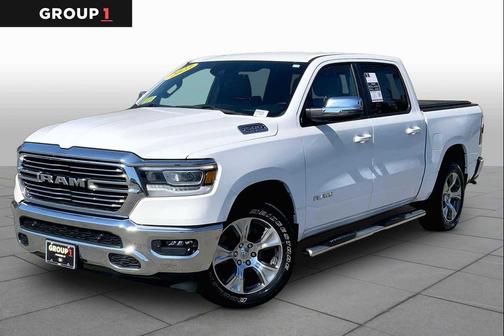 Bright White Clearcoat 2023 RAM 1500 Laramie