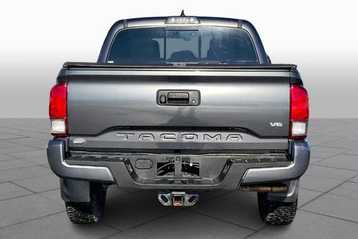 2017 Toyota Tacoma TRD Sport