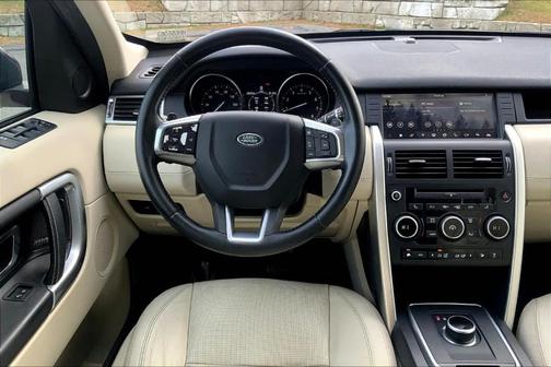 2017 Land Rover Discovery Sport HSE LUX