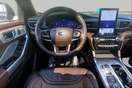 CARBONIZED GRAY METALLIC 2022 Ford Explorer King Ranch