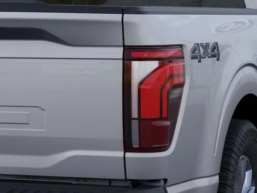 ICONIC SILVER METALLIC 2026 Ford F-150 Lariat