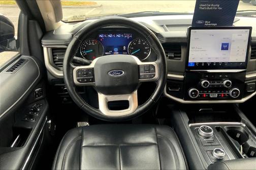 2023 Ford Expedition XLT