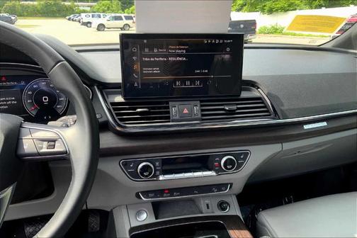 2022 Audi Q5 45 S line Premium Plus