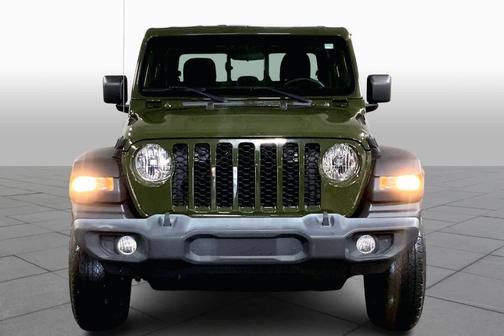 2022 Jeep Gladiator Sport