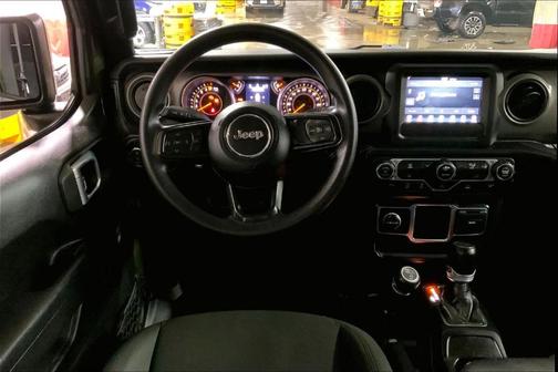 2022 Jeep Gladiator Sport