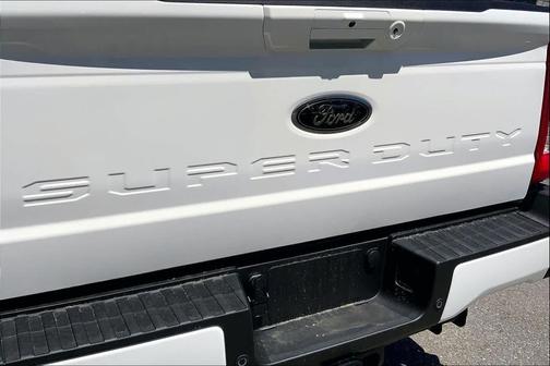 STAR WHITE 2026 Ford F-250 Lariat
