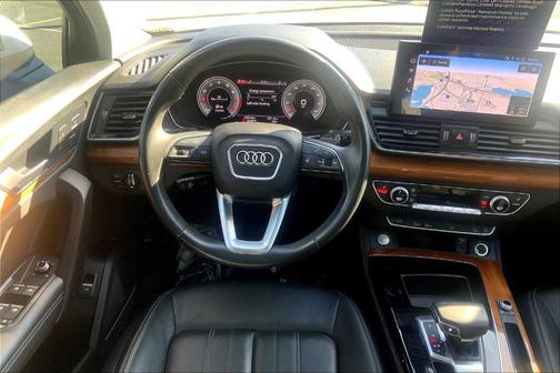 2023 Audi Q5 45 S line Premium Plus