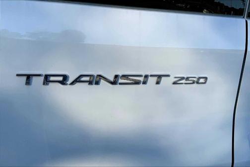 2025 Ford Transit-250 