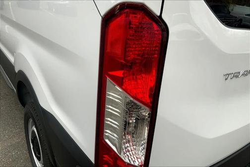 2025 Ford Transit-250