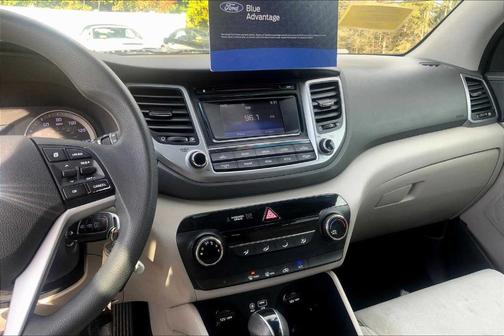 2018 Hyundai TUCSON SE