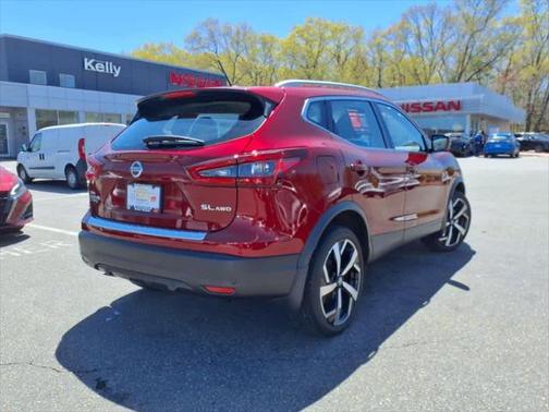 2022 Nissan Rogue Sport SL