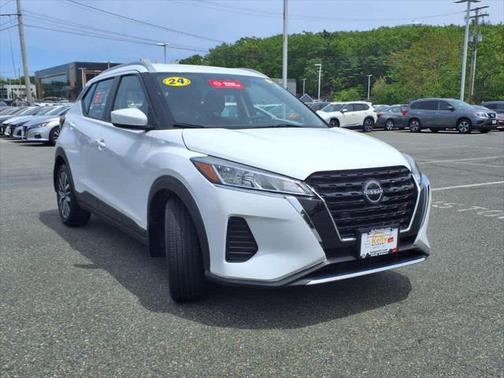 2024 Nissan Kicks SV