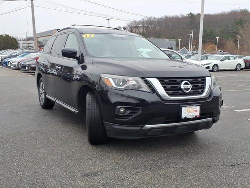 2018 Nissan Pathfinder SV
