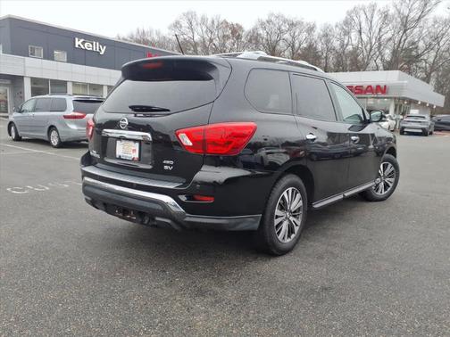 2018 Nissan Pathfinder SV