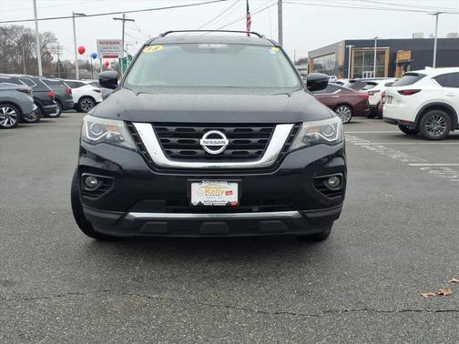 2018 Nissan Pathfinder SV