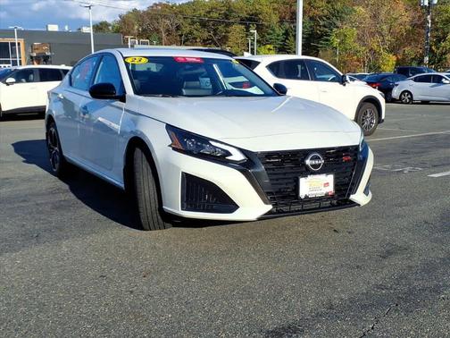 2023 Nissan Altima SR Intelligent AWD