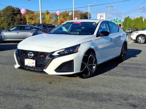 2023 Nissan Altima SR Intelligent AWD