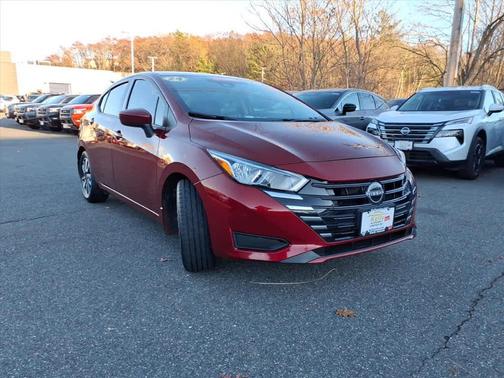 2024 Nissan Versa 1.6 SV