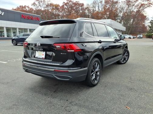 2022 Volkswagen Tiguan 2.0T SE 4MOTION